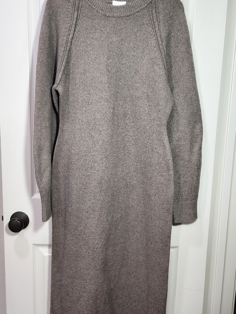 H&M Gray Ribbed Knit Midi Sweater Dress Size L Long Sleeve Cozy Fall Winter NWT